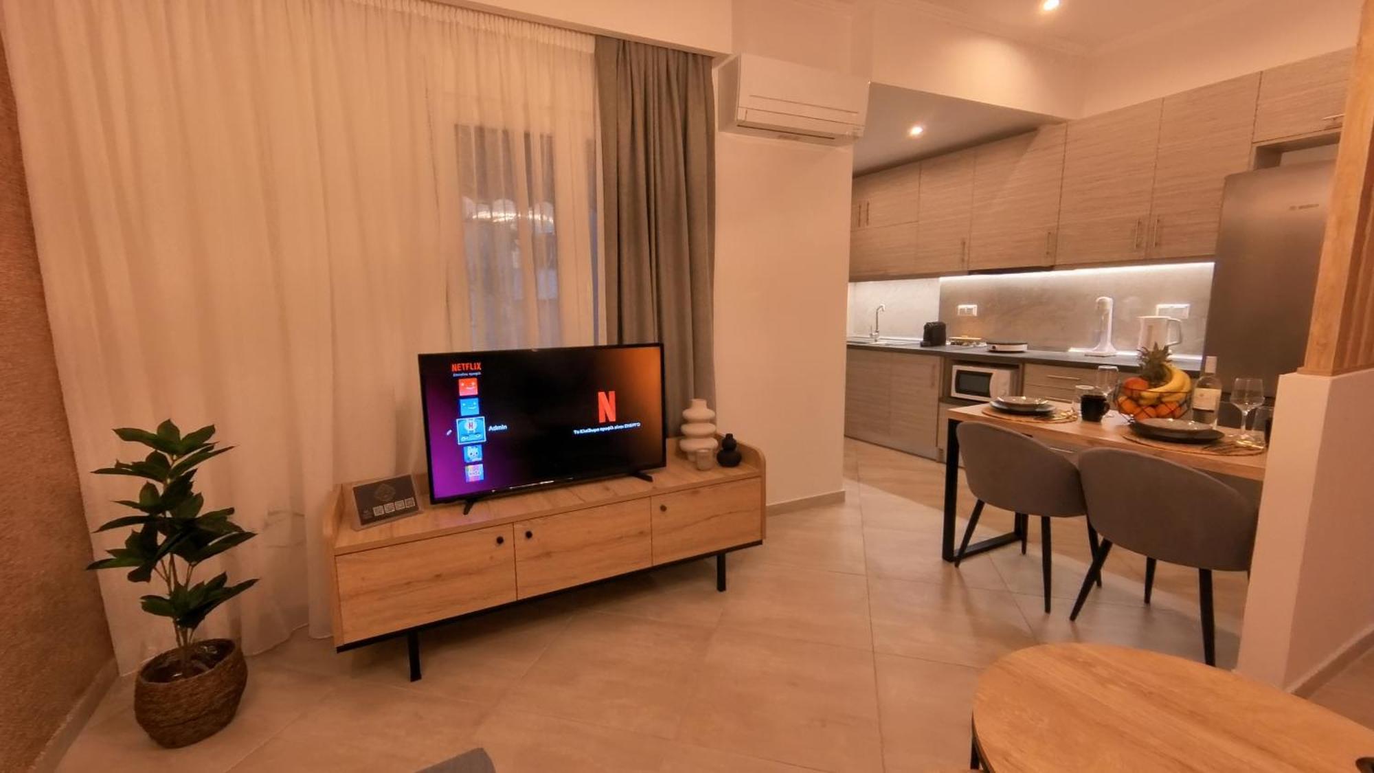 Mouson Luxury Suite With Free Private Parking Kavala Exterior foto